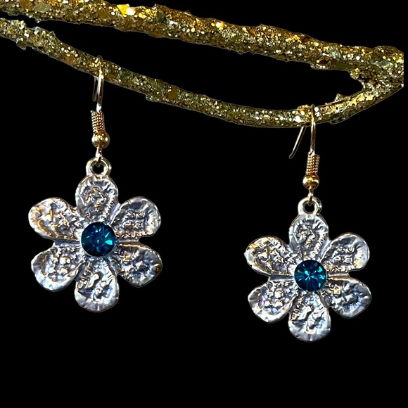 🎁 Blue Art Deco Crystal Statement Necklace Set - Picture 10 of 11